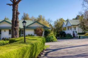 Гостиница Yarra Gables  Хелсвилл